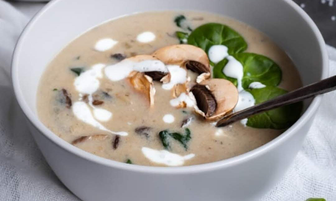 Sopa de puerro y champiñones